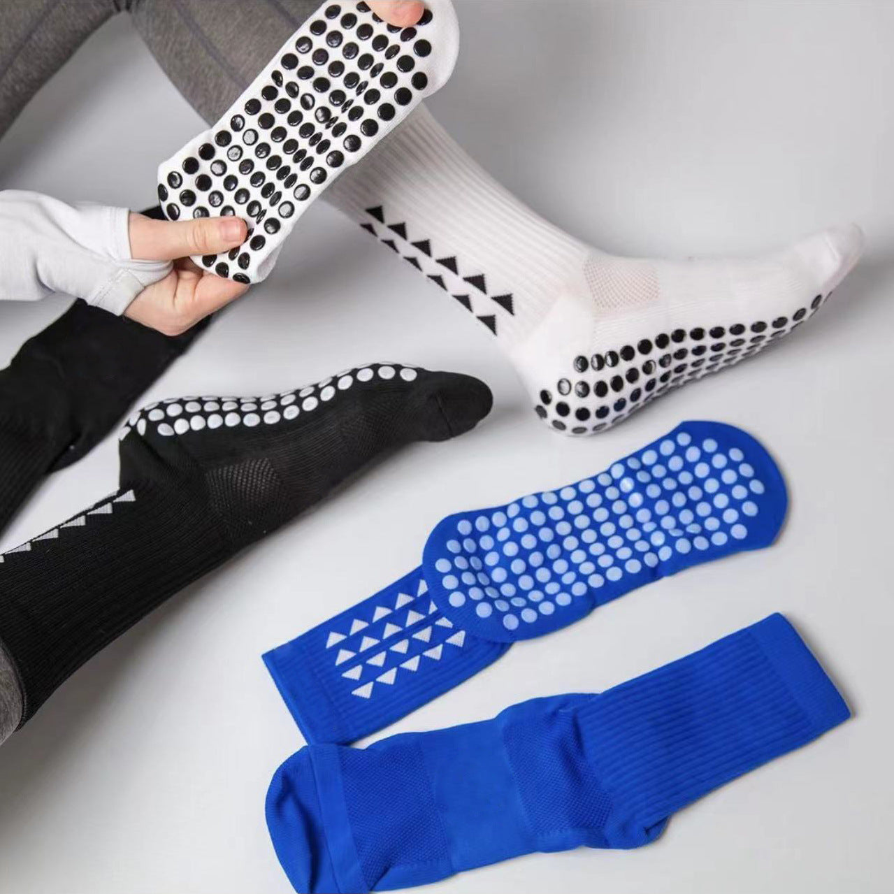 Footballier™ – Chaussettes de sport antidérapantes mi-mollet